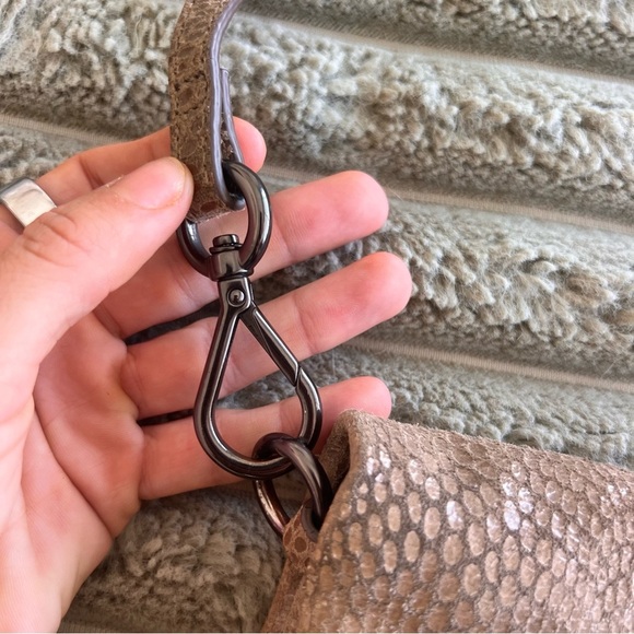 Margot New York Genuine Leather Crossbody Bag - Picture 5 of 16